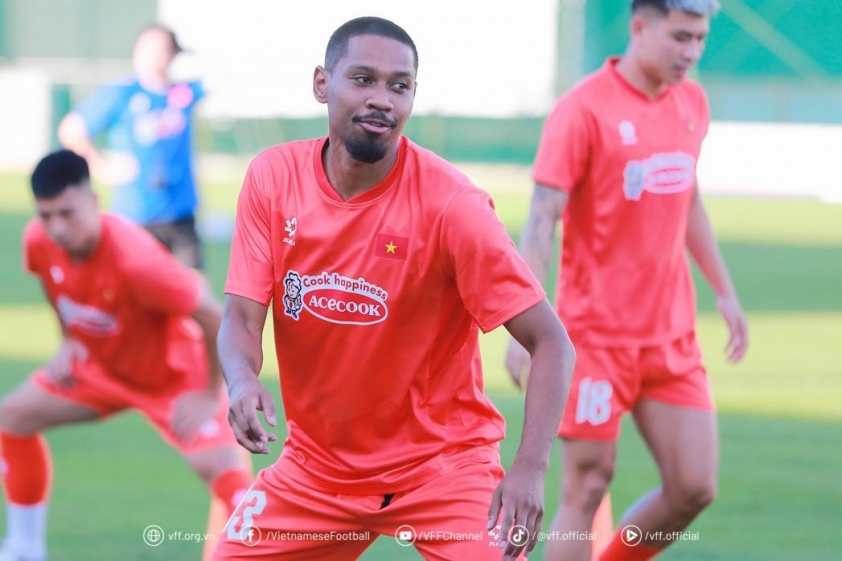 Sao Việt kiều có thể đảm nhận vai trò mới ở ĐT Việt Nam-643888