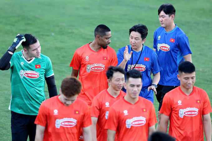 Cao Pendant Quang Vinh là lựa chọn chất lượng cho ĐT Việt Nam - Ảnh: Minh Tuấn