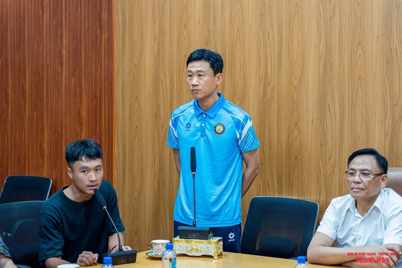 Thông Tin Về Buổi Lễ Ký Kết