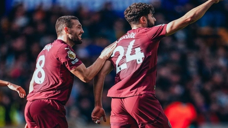 Điểm mạnh và điểm yếu của Sparta Prague